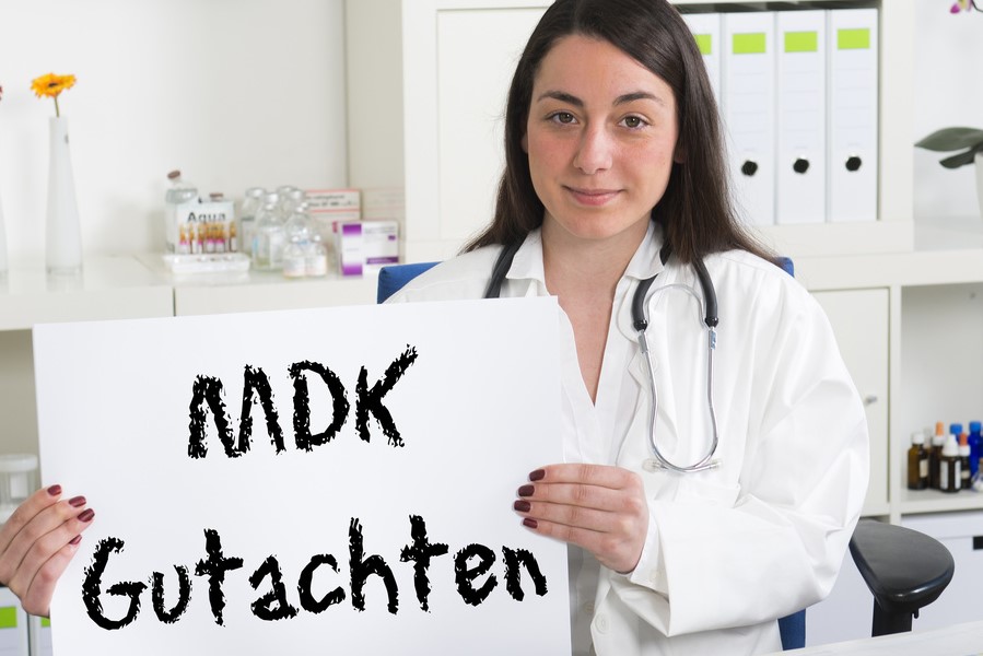 Krankenkasse prüft? Behandlungsfehler und Medizinischer Dienst der Krankenkasse (MDK)